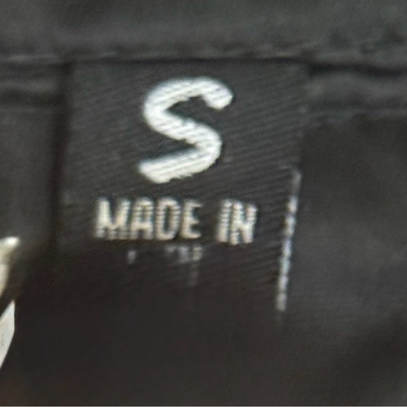 Jou Jou Women’s Black Silky Belted Jacket Size Small - Picture 7 of 7